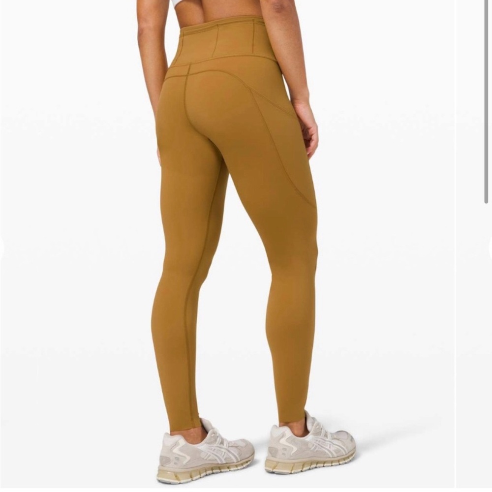 Lululemon Fast and Free tight 28” brushed nulux gold